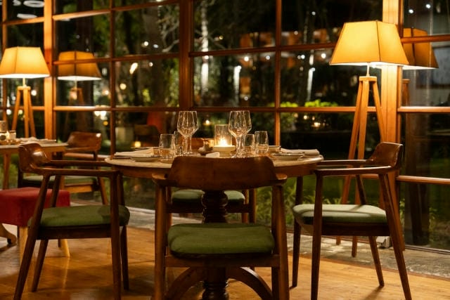 ホワイトデーにご飯を奢るのはあり？食事へ誘う意味と活用の方法